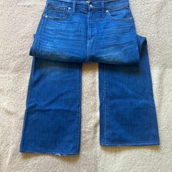 Madewell 11” High Rise Flare, Sz 31 - Picture 3 of 4